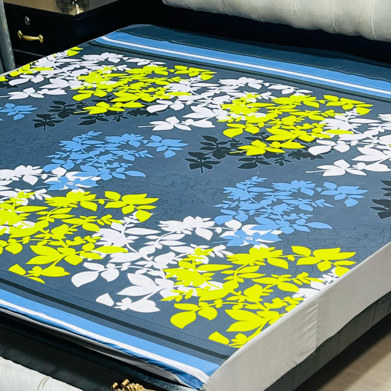 Available Designs of Fancy printed Waterproof Mattress Fitted BedSheet 💯% Waterproof Mattress Protector Bedsheet
