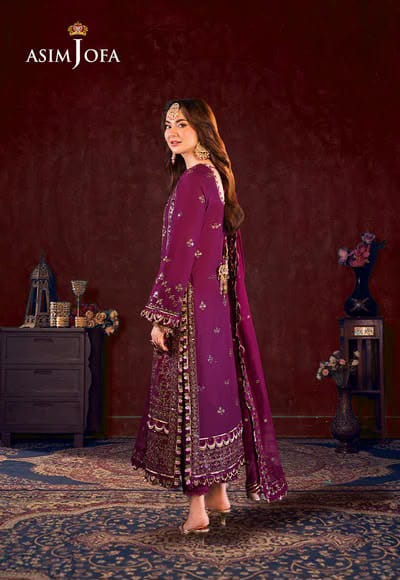 Front heavy Embroidery with Zari & Sequence along with Daman & CHAK PATTI