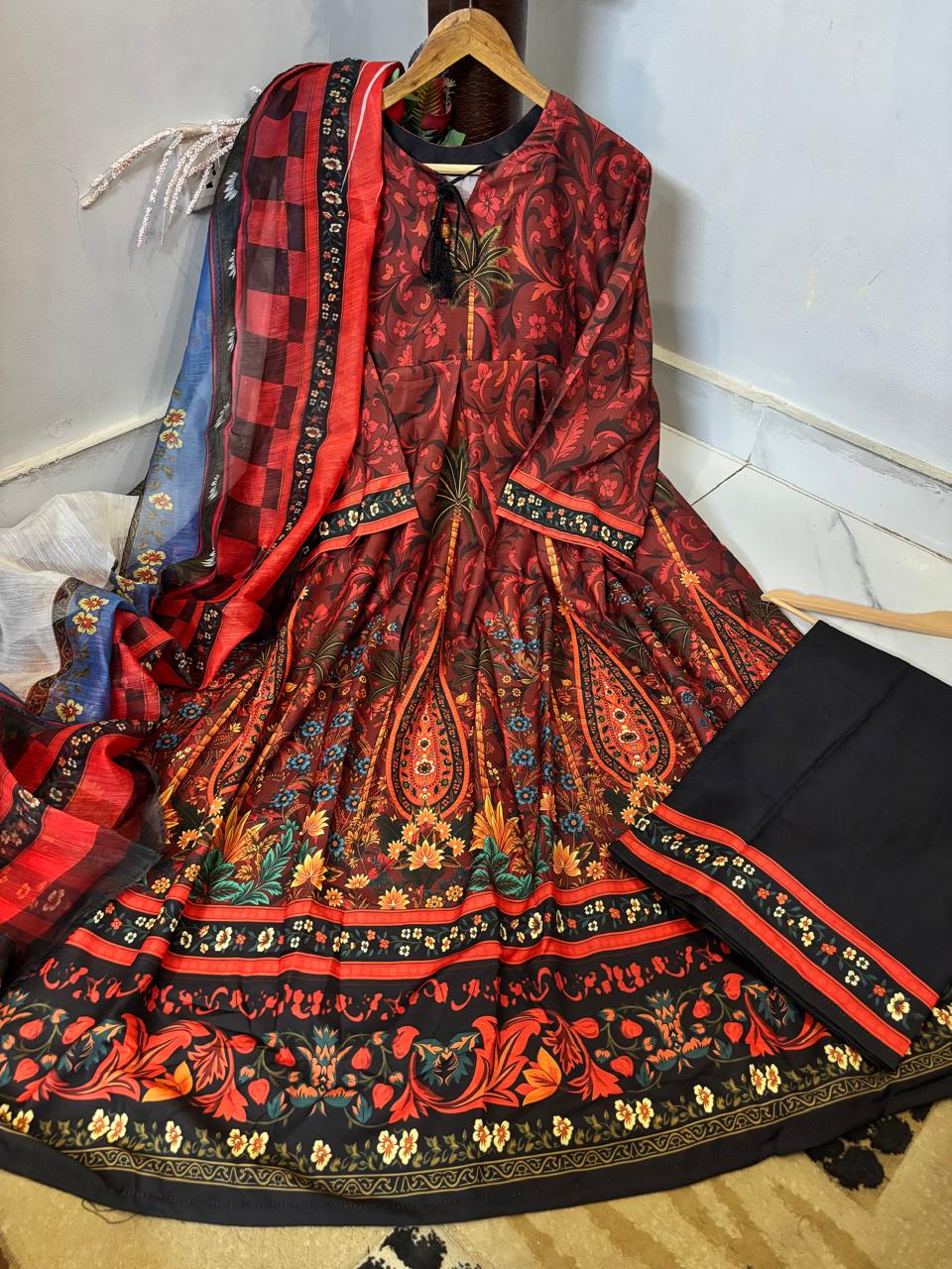 Digital Printed Doria Lawn Frock With Plain Doria Lawn Flapper & Digital Print Munar Lawn Dupatta 3pc Dress