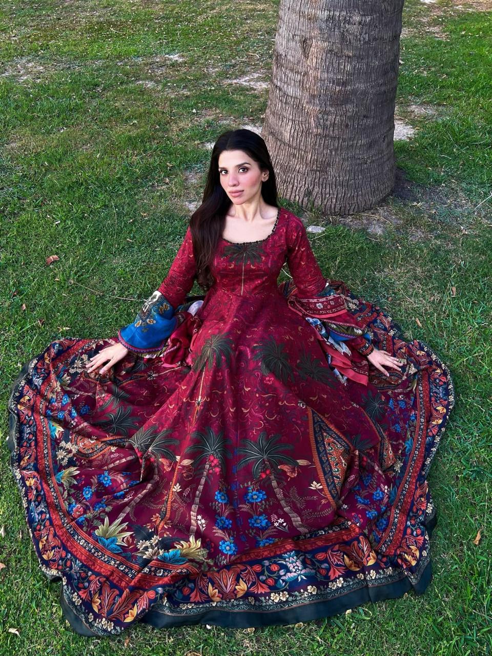 Digital Printed Doria Lawn Frock With Plain Doria Lawn Flapper & Digital Print Munar Lawn Dupatta 3pc Dress