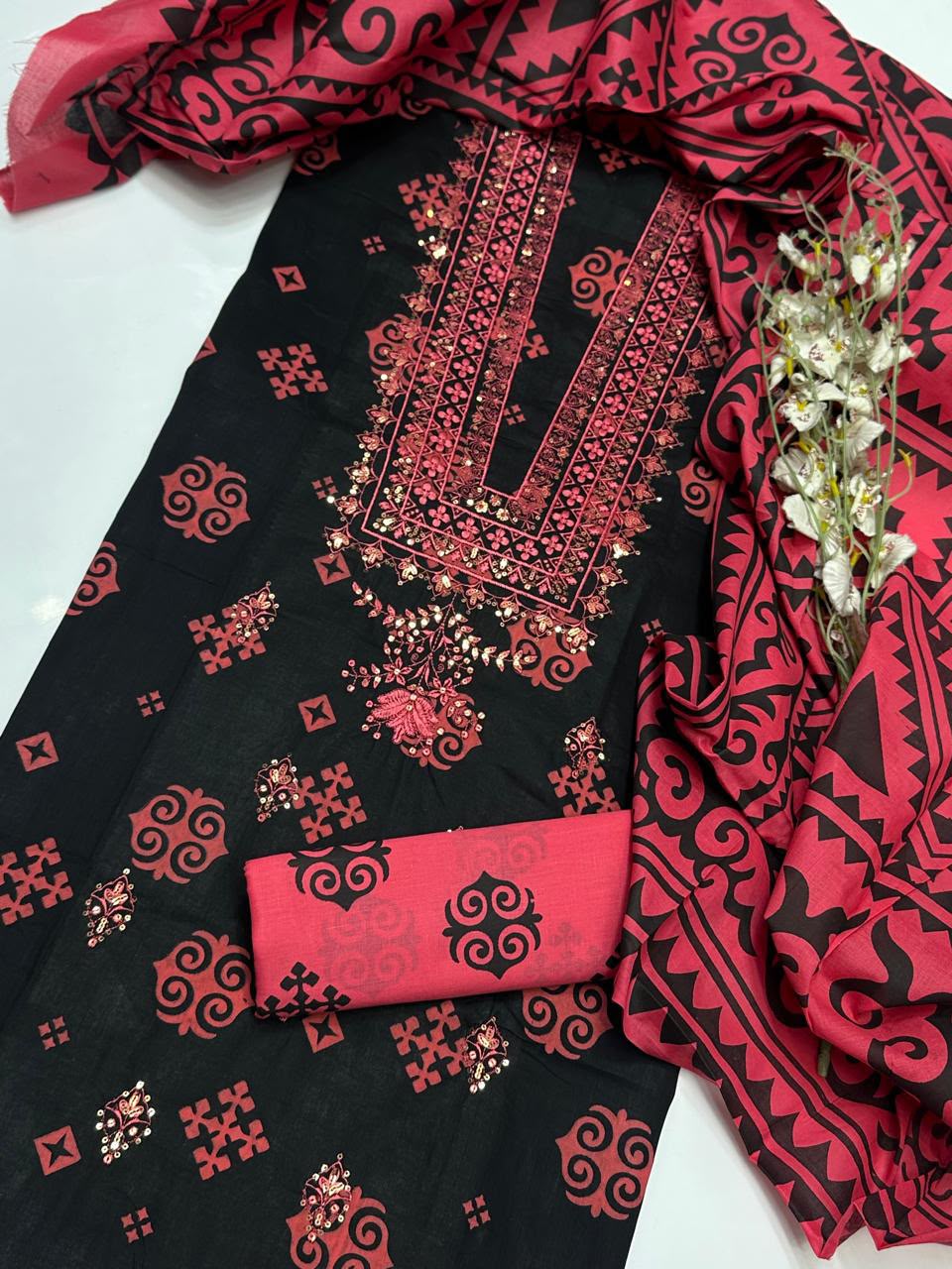 V Gala Embroidery Premium Version On Cotton Print