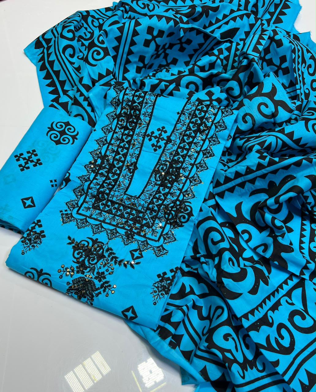 V Gala Embroidery Premium Version On Cotton Print
